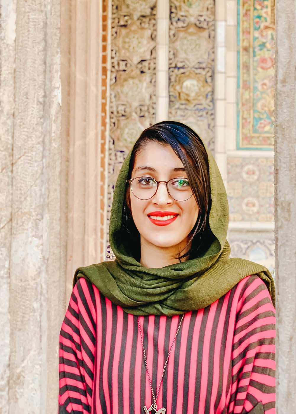 Iranian-girl-scarf-smile