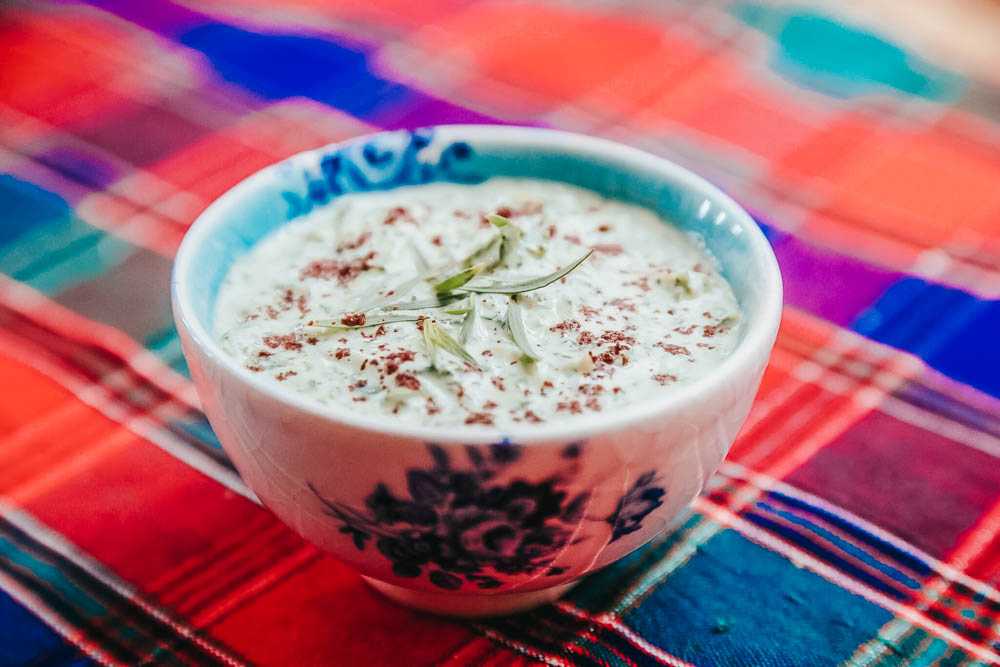 Persian-yogurt-komaaj