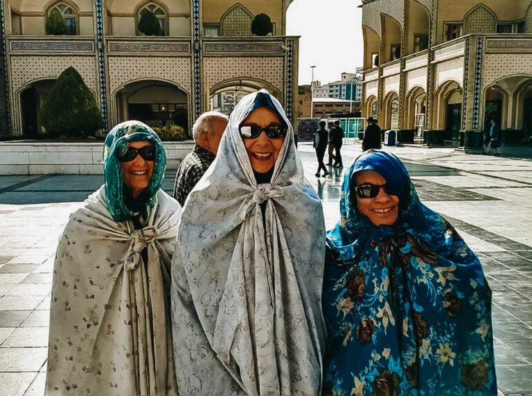 etiquette in Iran Persian etiquette Iranian customs