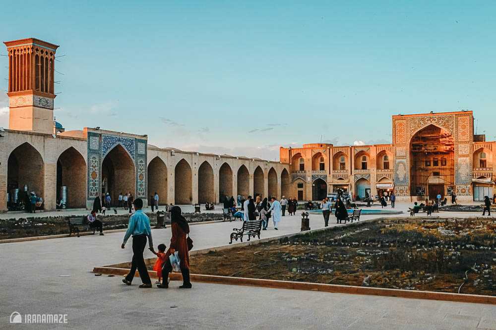 Ganjalikhan-Square-in-Kerman