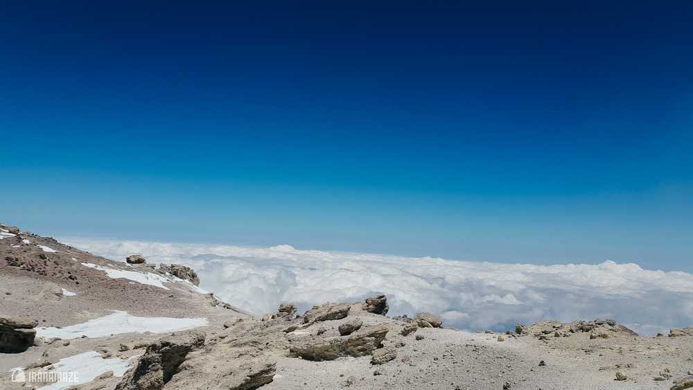 South-route-Damavand-peak-clouds