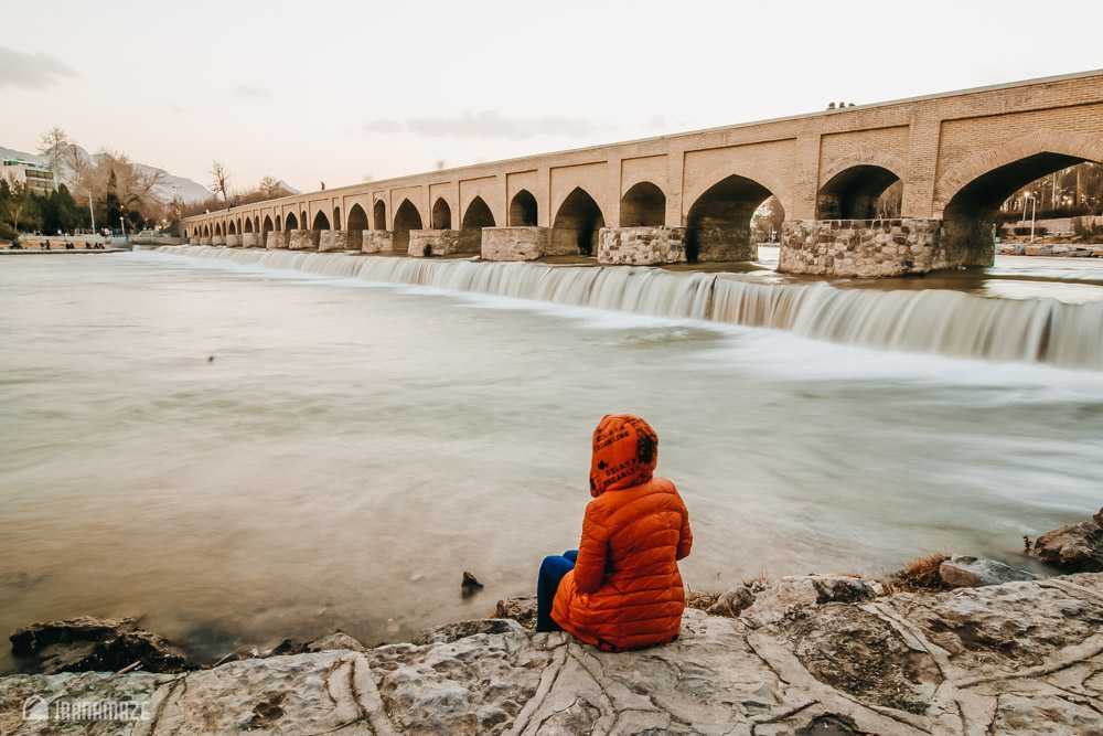 Zayanderud-Isfahan-Solo-Traveler