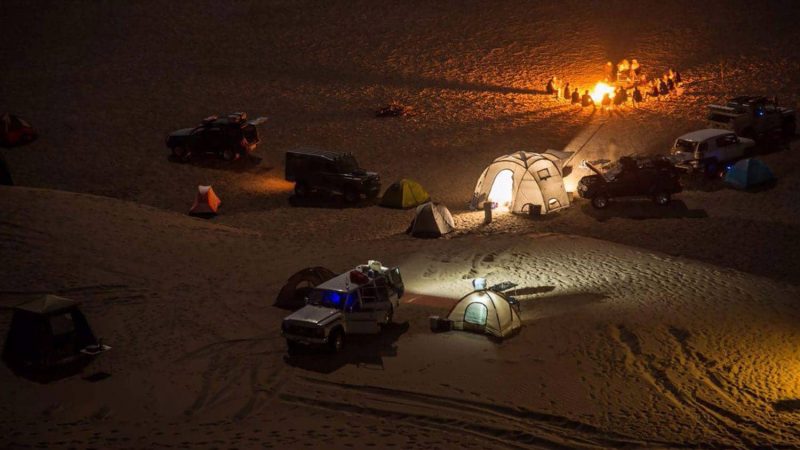 Accommodation and camping in Varzaneh desert